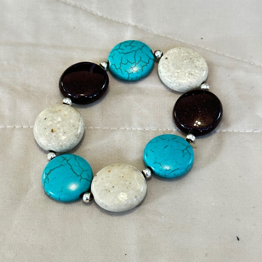 Chunky Bracelet Turquoise Magnesite Black Onyx Beads Boho Southwestern Statement